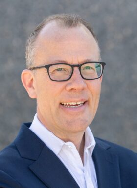 Portrait of Eric Lenze